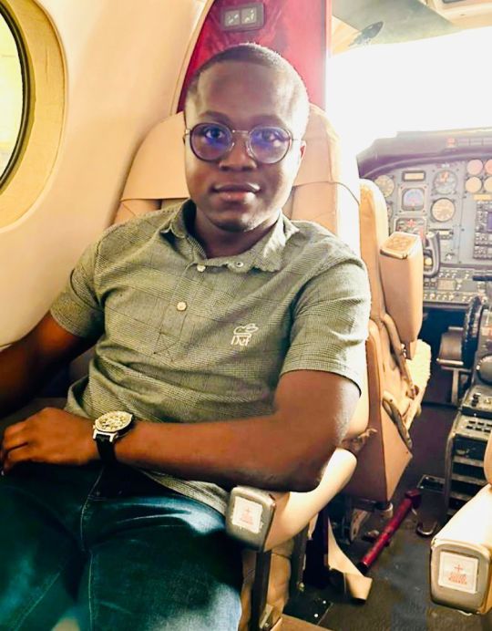 M. ouattara le PDG : EPS Sarl 